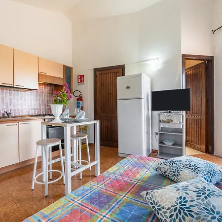 Gianna - Monolocale Luigi Apartment *